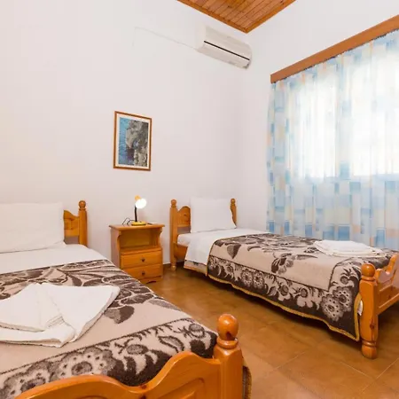 Dolphin 3 * Porto Ozias
